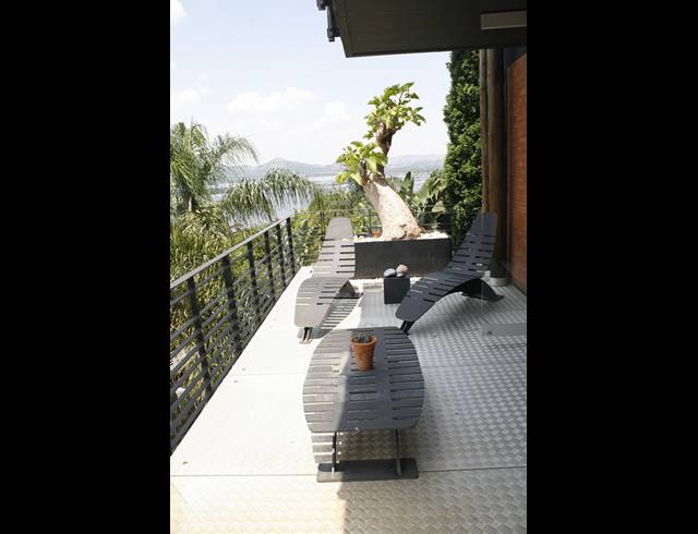 3 BEDROOM HOUSE FOR SALE IN KOSMOS